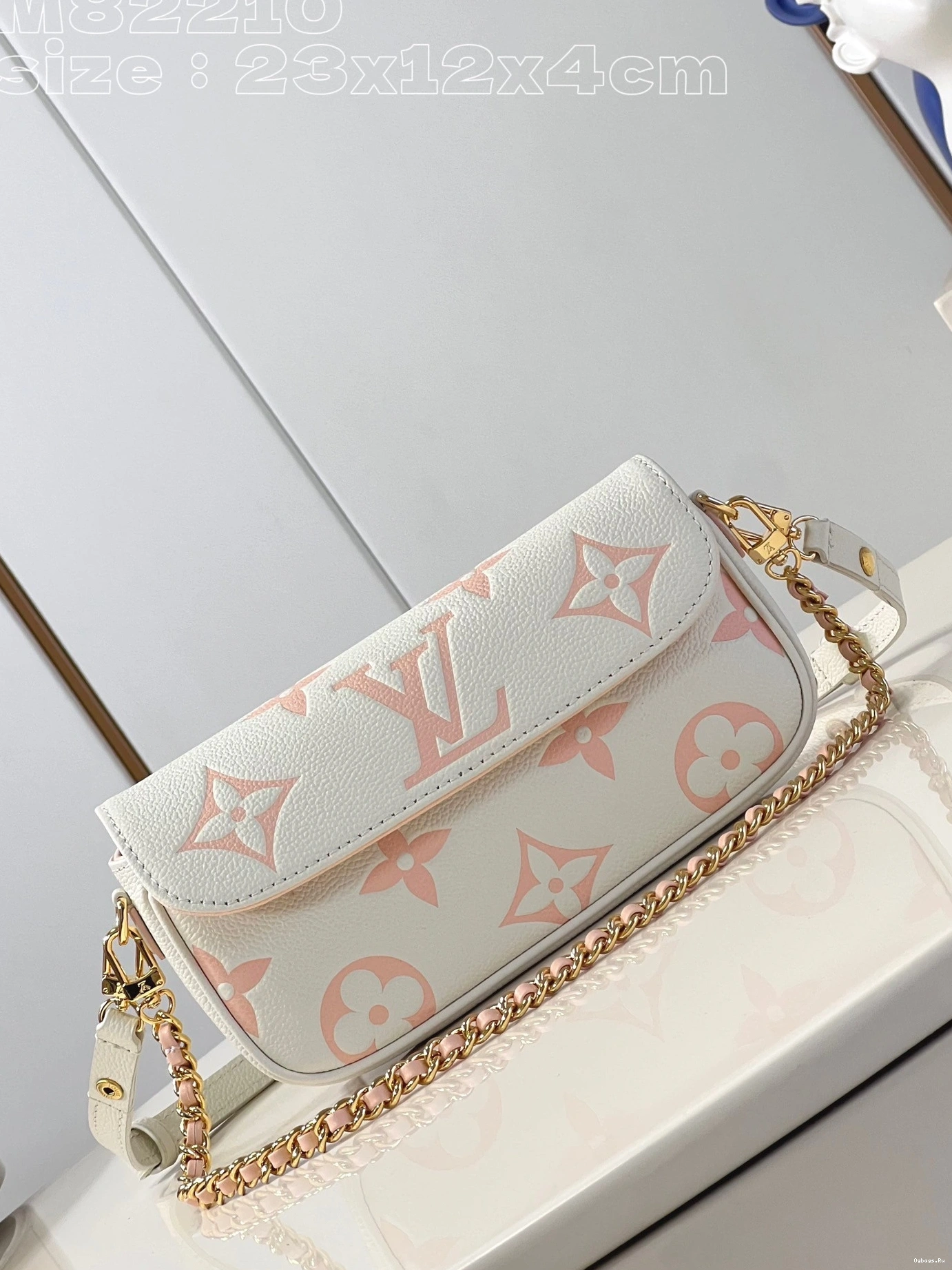 Chain VUITTON on Wallet LOUIS Ivy-23.5*12*4.3cm 0227